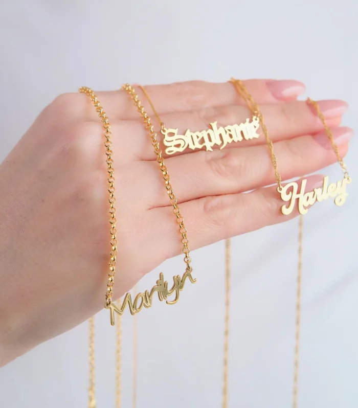 Minimalist Personalized Name Necklace
